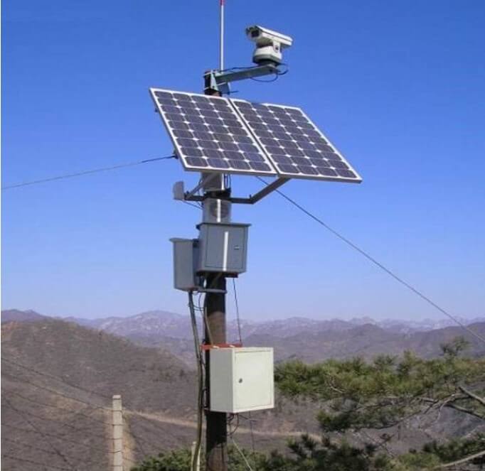戶(hù)外遠距離高空瞭望監控攝像機使用太陽(yáng)能供電